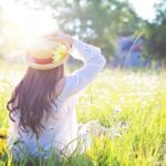 ベージュワイドパンツ 春夏秋まで着回しコーデ9選